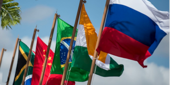 "Crescimento Militar do BRICS Preocupa o Ocidente e a OTAN"