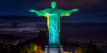Uma Maravilha em Apoio à Liberdade: Cristo Redentor nas Cores da Ucrânia